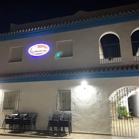 Rural Al'mare بيت ضيافة